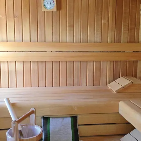 3 Bedroom Amazing Home In Beckerwitzhohenkirchen Holiday home