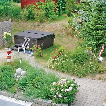 3 Bedroom Amazing Home In Beckerwitzhohenkirchen Holiday home Hohenkirchen (Nordwestmecklenburg)
